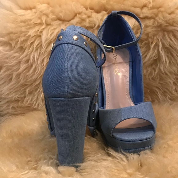 Patita Studded Denim Platform Pump 7.5 - Picture 5 of 10